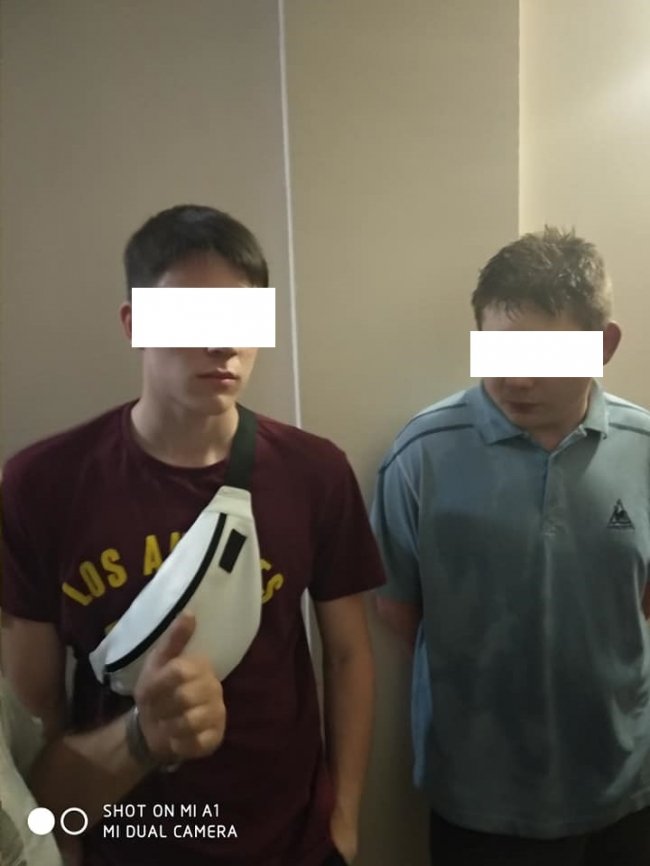 Слухали гімн СРСР, чинили опір і матюкалися: у Луцьку вгамовували п'яних підлітків. ФОТО. ВІДЕО