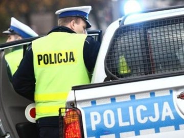 У Польщі поліція ременем зв'язала п'яного українця, після чого він помер