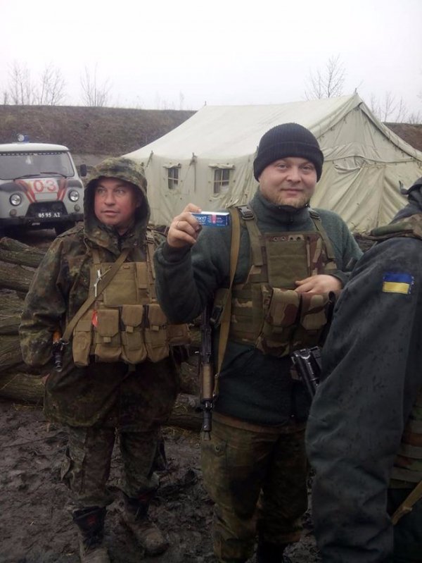 Волинські танкісти 14 бригади отримали посилку від волонтерів. ФОТО