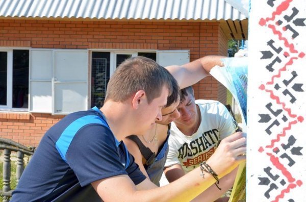 У селі на Волині зупинка стала «бандерівською». ФОТО