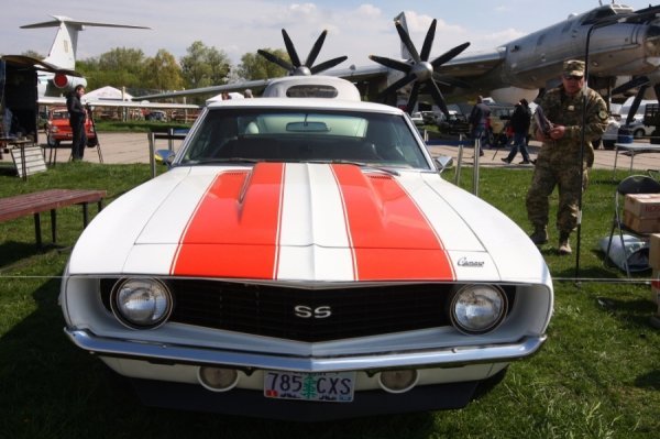 У столиці стартував найбільший фестиваль ретро авто OldCarLand-2016. ФОТО