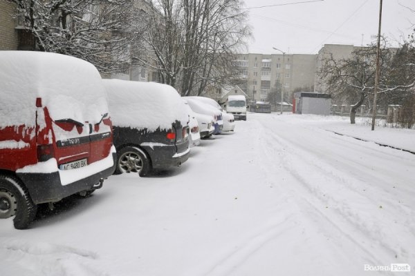 Фото снігу в Луцьку