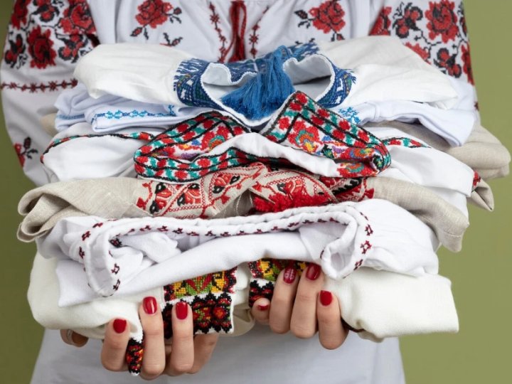 Як доглядати за вишиванками з льону, щоб вони служили роками