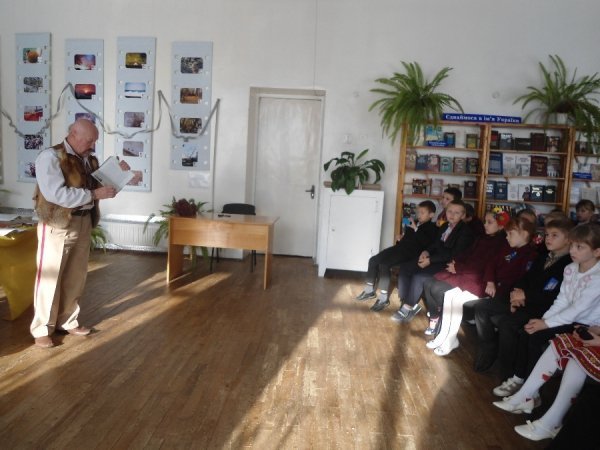 У бібліотеці Луцька розповідали про козаків