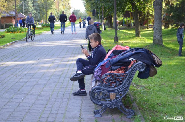 Без призів, але з грамотами: 250 дітей змагалися в луцькому парку. ФОТО