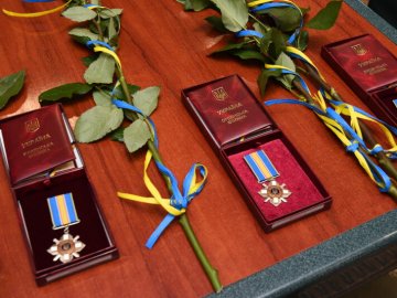 У Луцьку рідним загиблих Героїв  вручили їх посмертні нагороди