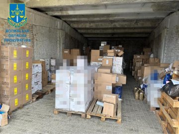 На Волині викрили незаконні оборудки із моторним мастилом: вилучили продукції на 10 мільйонів