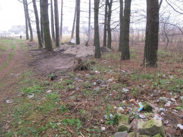 Під Ківерцями «ліквідували» сміттєзвалища, засипавши їх землею. ФОТО