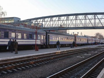 «Укрзалізниця» тимчасово обмежила продаж квитків на деяких сервісах