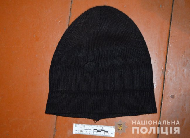 У масці та з пістолетом: на Волині впіймали грабіжника. ФОТО