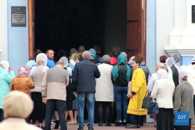 Святкова літургія і відвідини військових: що робив Епіфаній на Волині. ФОТО