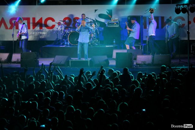 Як це було: фото грандіозного концерту «Ляпис 98» у «ПортCity»