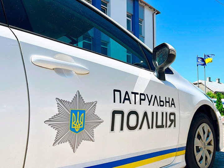 Хибний виклик про крадіжку: на Волині патрульні винесли постанову на заявницю