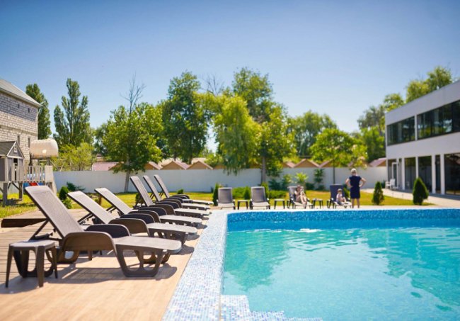 Пляжний готельний комплекс «Z-Club Hotel» в Затоці*