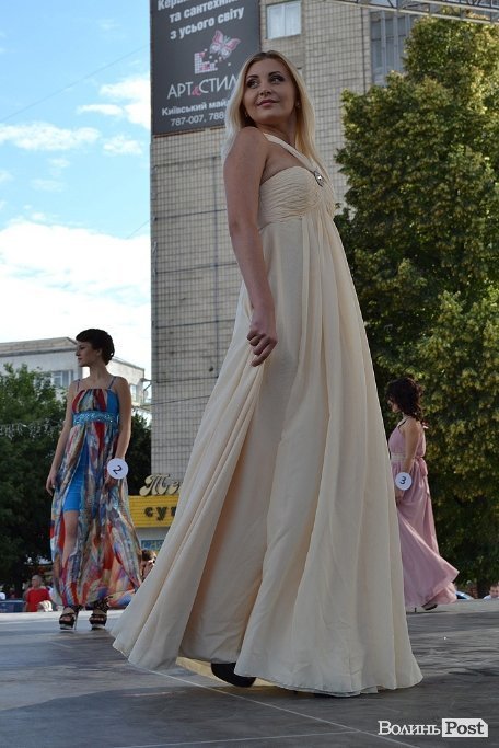 У Луцьку обрали найкрасивішу студентку. ФОТО