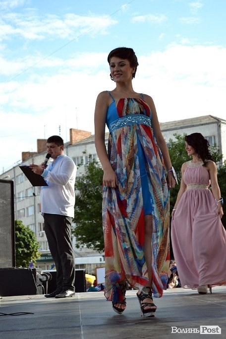 У Луцьку обрали найкрасивішу студентку. ФОТО