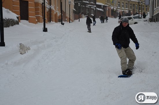Як сноубордисти каталися по Києву. ФОТО. ВІДЕО