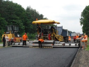 На ремонт доріг в Луцьку цьогоріч заклали 18 мільйонів