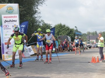 Опублікували відео незвичних змагань на Волині