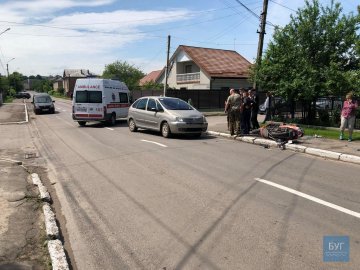 У Нововолинську зіткнулися легковик та мопед. ФОТО