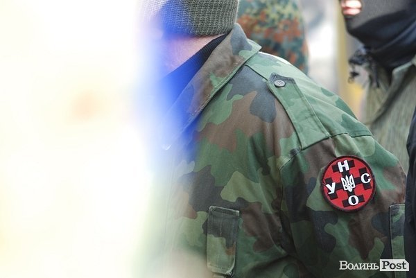 У Луцьку «Правий сектор» пікетує прокуратуру. ФОТО