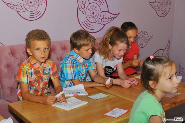 У луцькому «Промені» влаштували свято для дітей. ФОТО