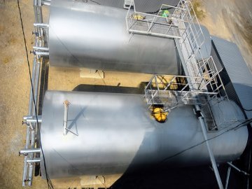 Різновиди бітуму: його особливості, властивості і переваги*