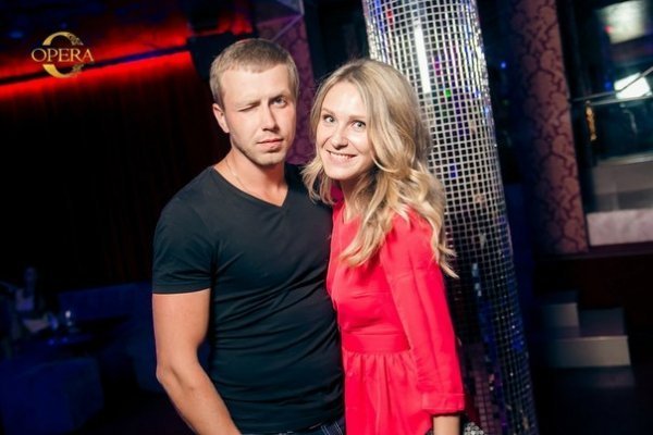 У луцькому клубі - вечірка з чоловічим стриптизом. ФОТО