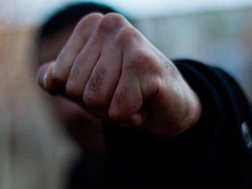 За ґрати – удев'яте: на Волині 34-річний чоловік побив до смерті свого знайомого та пограбував його 