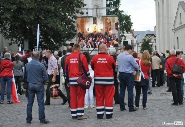 Президент Польщі приїхав у Луцьк помолитися. ФОТО