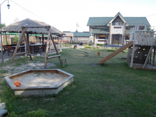 Дешево, весело і неймовірно. Чарівний осінній відпочинок на Світязі 