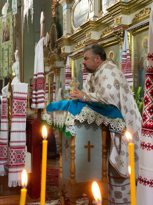 Затамувала подих і не могла поворухнутися, – волонтерка про службу у храмі під Луцьком. ФОТО