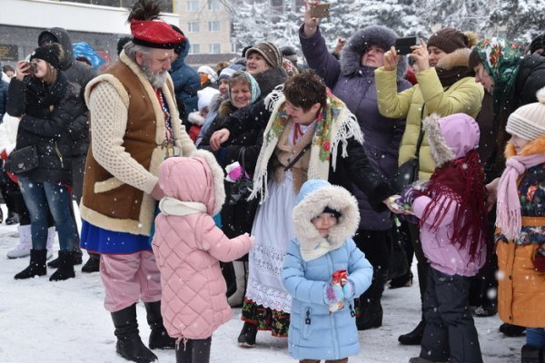 Розпочався міжнародний етно-фестиваль «Різдво у Луцьку»