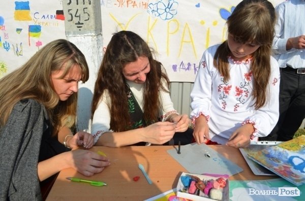 На Волині козаки і монахи допомагали воякам. ФОТО