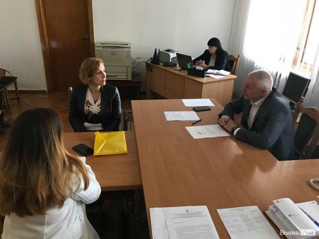 Дороговартісні операції та відновлення санаторію: як Савченко приймав громадян