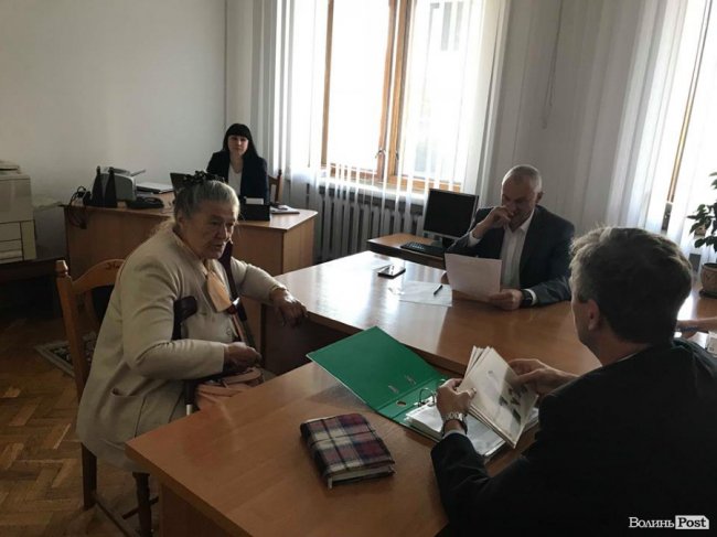 Дороговартісні операції та відновлення санаторію: як Савченко приймав громадян