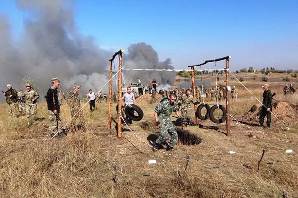 Українські десантники провели тренування для справжніх чоловіків. ФОТО