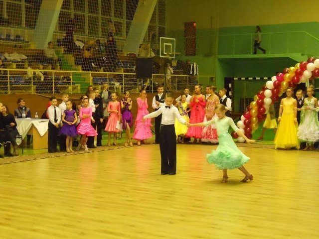 Лучан запрошують на грандіозне танцювальне дійство