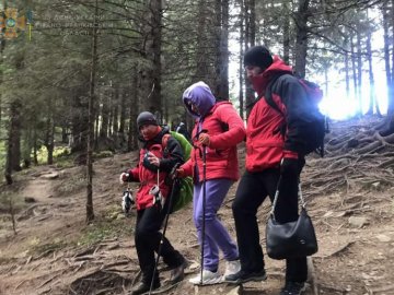 У Карпатах стало погано туристці з Луцька: допомогли рятувальники