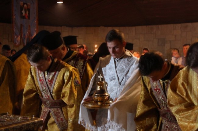 У храмі в Луцькому замку відновлять регулярні служби