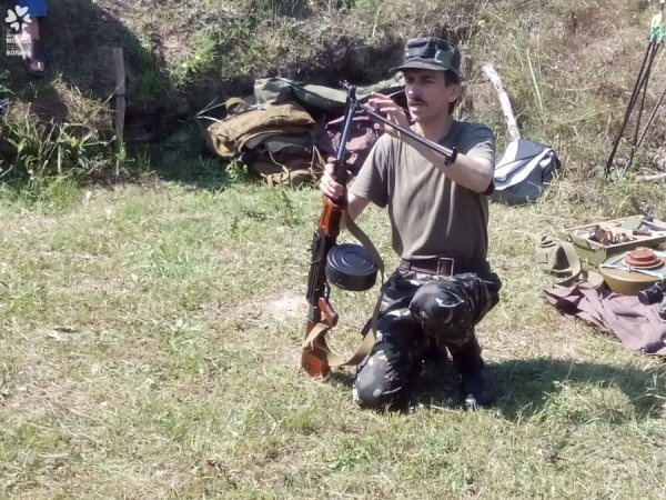 «Пригоди» волинських активістів на полігоні. ФОТО