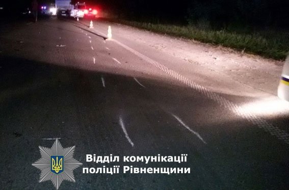 Смертельна аварія на Рівненщині: три людини загинули, ще четверо у лікарні. ФОТО