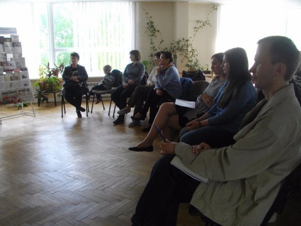 Переселенці в Луцьку презентували свої вірші. ФОТО