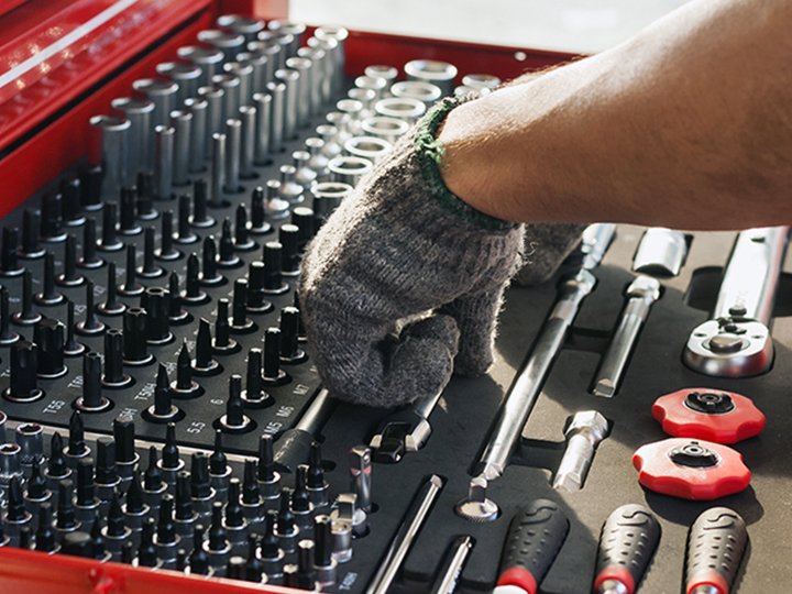 Топ-10 інструментів JTC, які скорочують час виконання стандартних ремонтних операцій