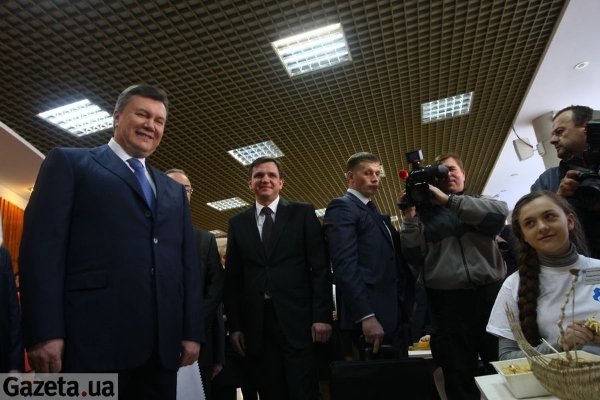 Як охороняли Януковича під час дитячої виставки у Києві. ФОТО. ВІДЕО