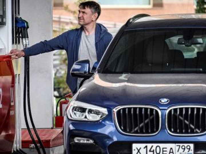 У Криму припинили продаж палива на АЗС - видаватимуть лише держслужбам