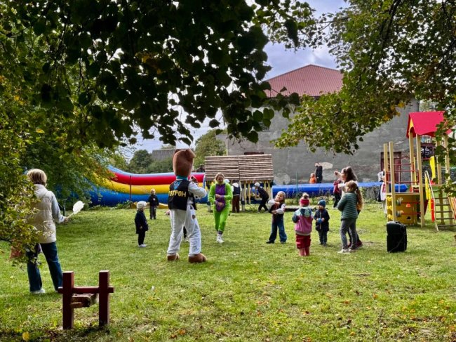 «Згуртовуємося заради наших військових»: у громаді на Волині на фестивалі збирали кошти для ЗСУ