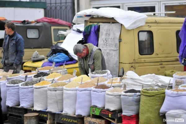 Центральний ринок. БУДНІ МІСТА