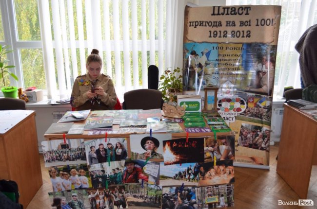 Пластилін, поп-корн та ЗавтраMan: як у Луцьку «продавали» громадські організації