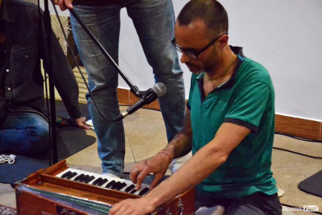 Тусівка для йогів: як у Луцьку медитували та просвітлювалися